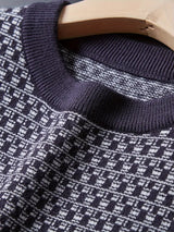 Men’s Plaid Knit Short Sleeve Shirt – Crew Neck, Stretch Fabric with Asymmetrical Hem